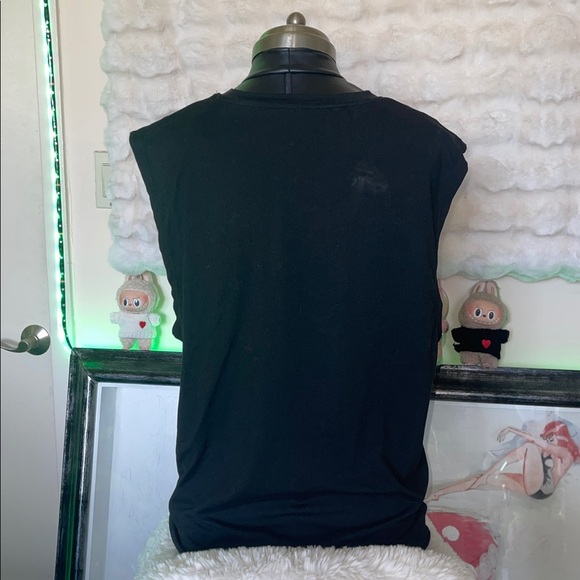 Polyester tank top Black Graphic Sleeveless Top for men warm once and washed - Picture 4 of 8